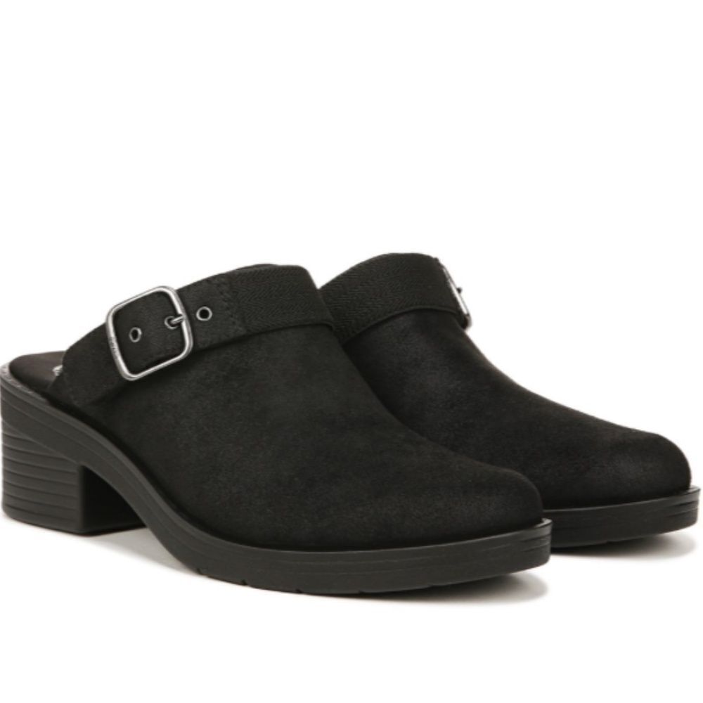 Bzees Women's Open Book Mule In Black Leather*